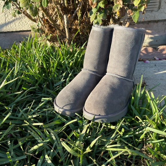 UGG Classic short II winter boots grey 7 - Picture 3 of 11